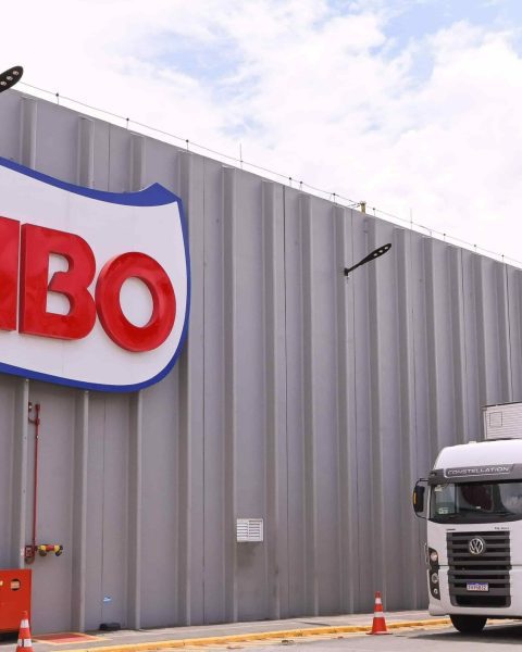 Rumo-a-zero-emissoes-liquidas-de-carbono-Grupo-Bimbo-utiliza-92-de-eletricidade-de-fonte-renovavel-1-1-scaled